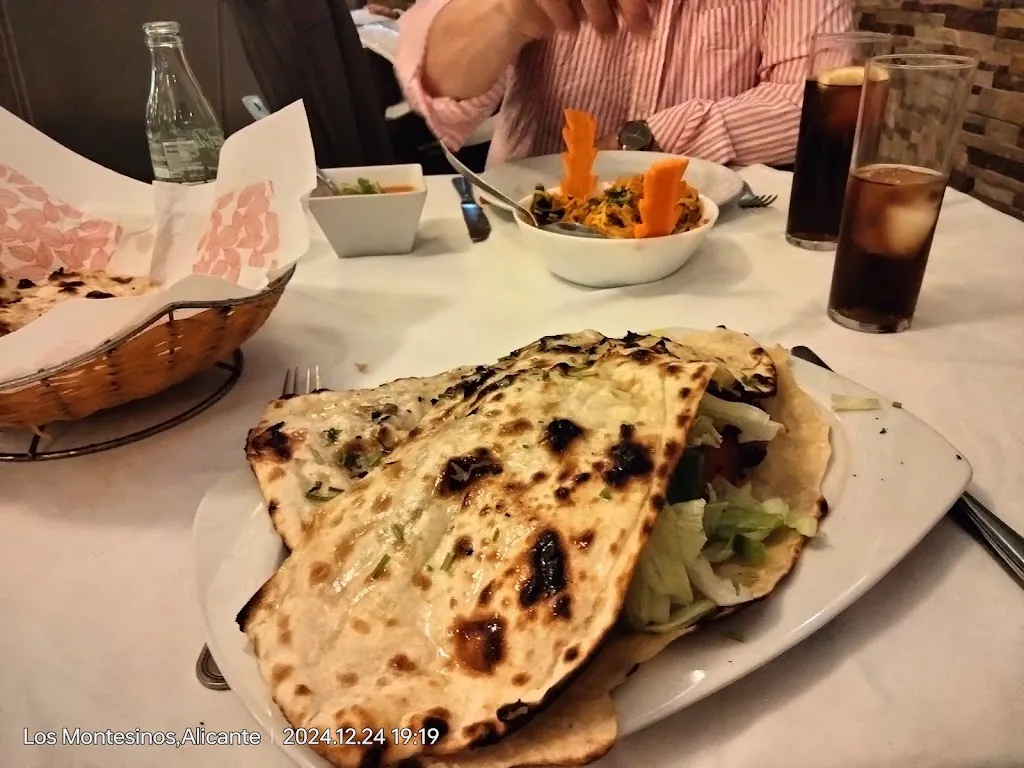 Carol Van bokhoven_Restaurante Punjabi Paradise_Montesinos Los_review
