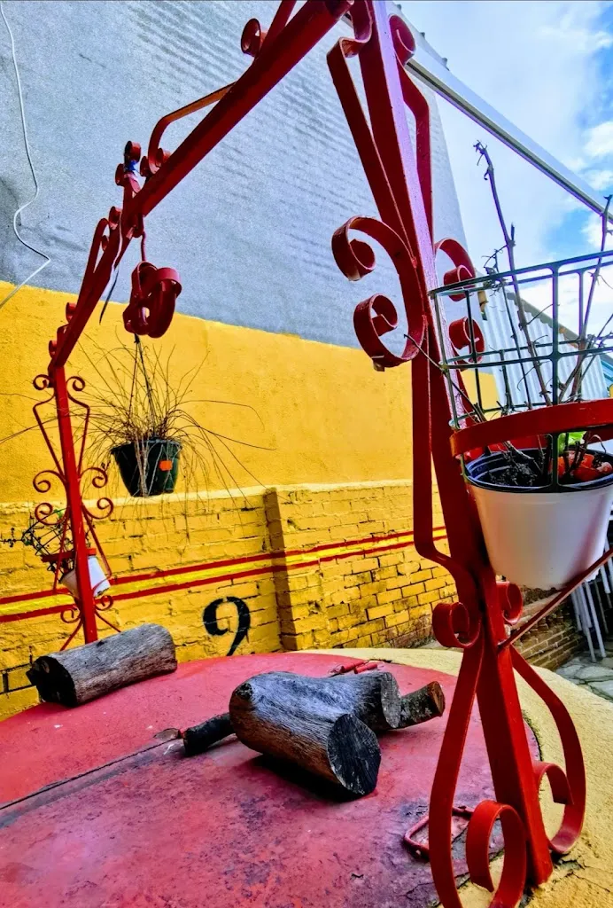 Bar Trébol (Club de Fumadores)_Cenicientos_slider_image_3