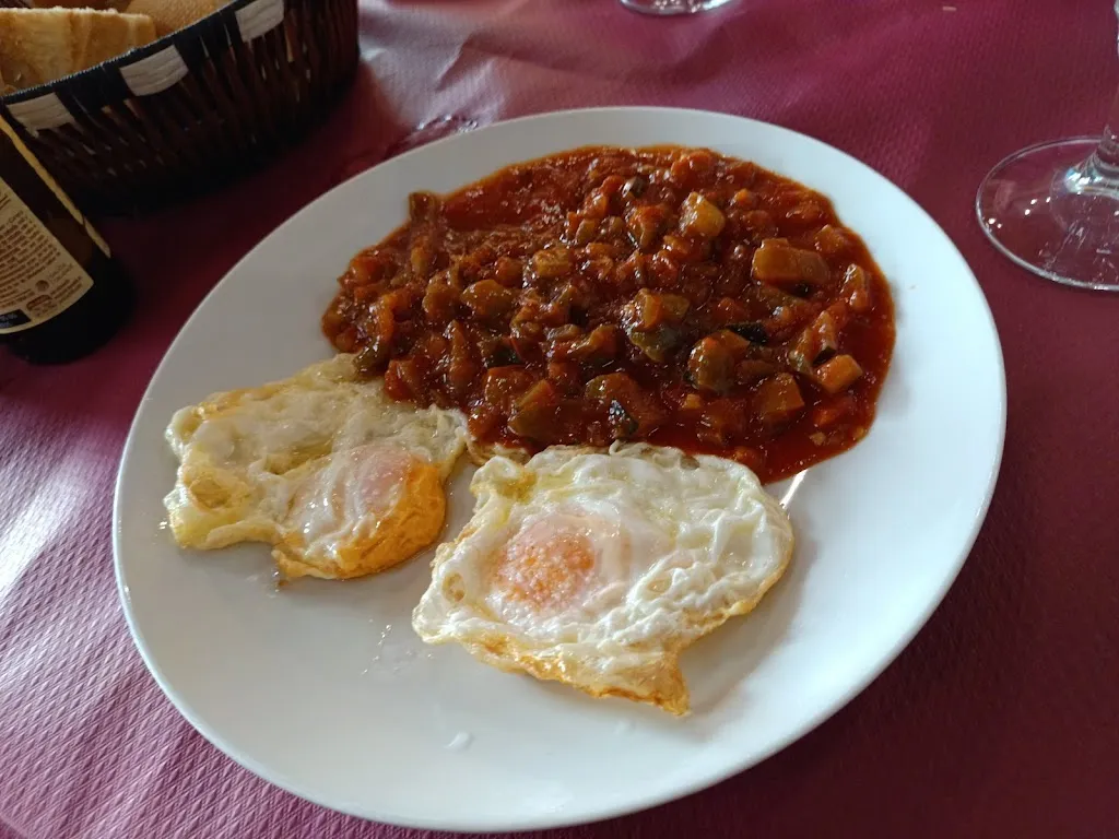 Menu_Bar Avenida_Cenicientos_image_5