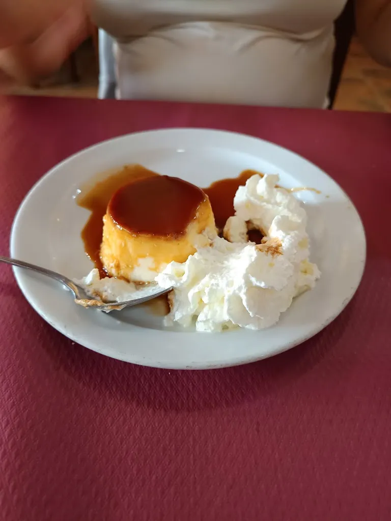 Menu_Bar Avenida_Cenicientos_image_9