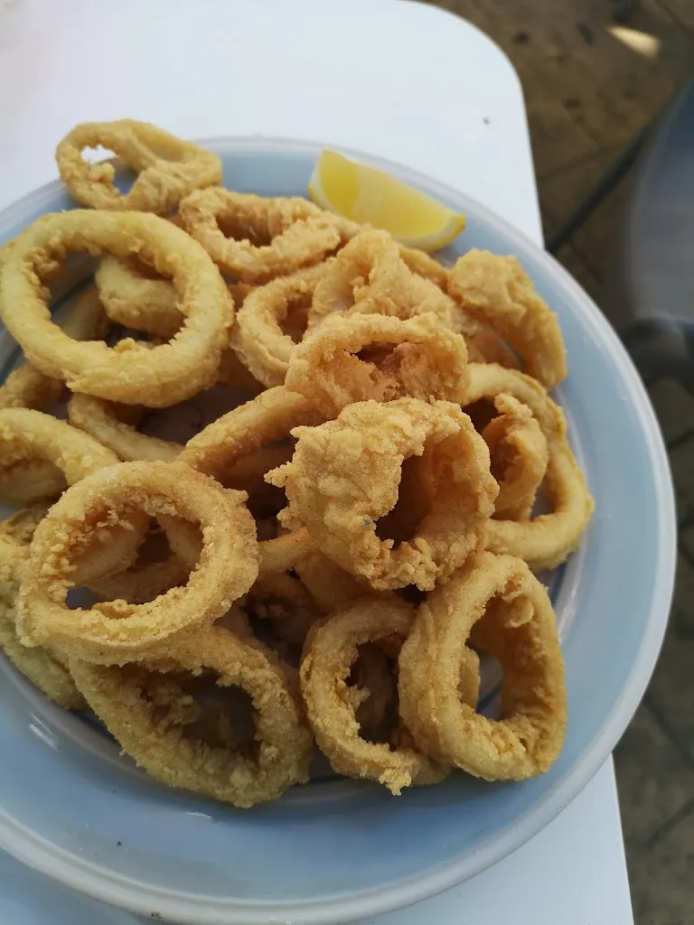 Estefania Razola_Bar Los Caños_Cenicientos_review