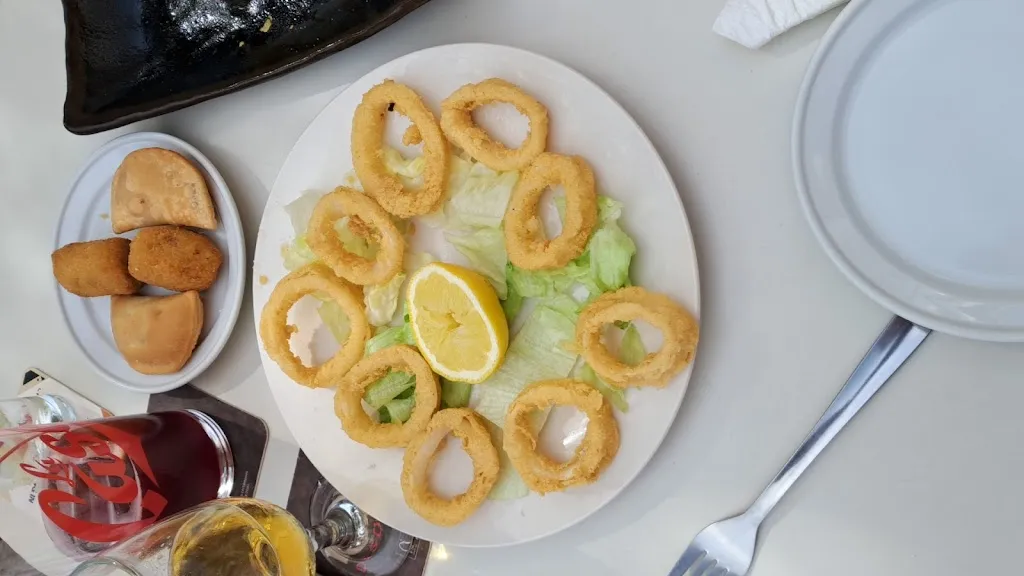 George Cumming_Restaurante Bar Charly_Montesinos Los_review