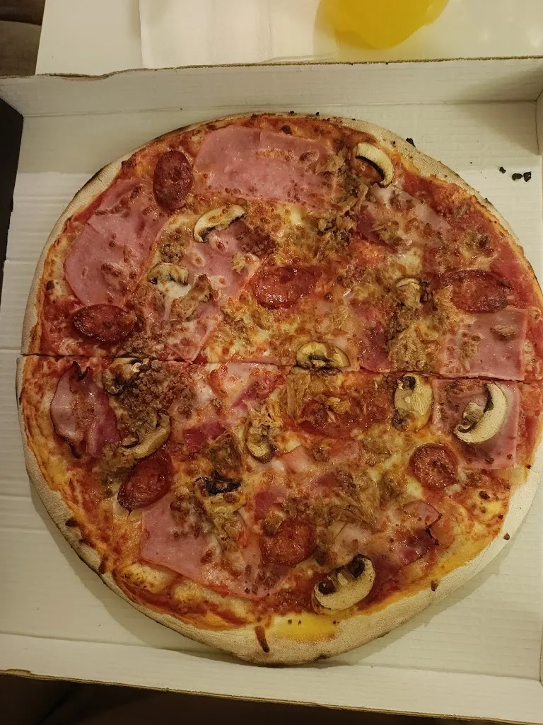 Raquel Álvarez_Pizzería Mayor, Campo Real_Campo Real_review