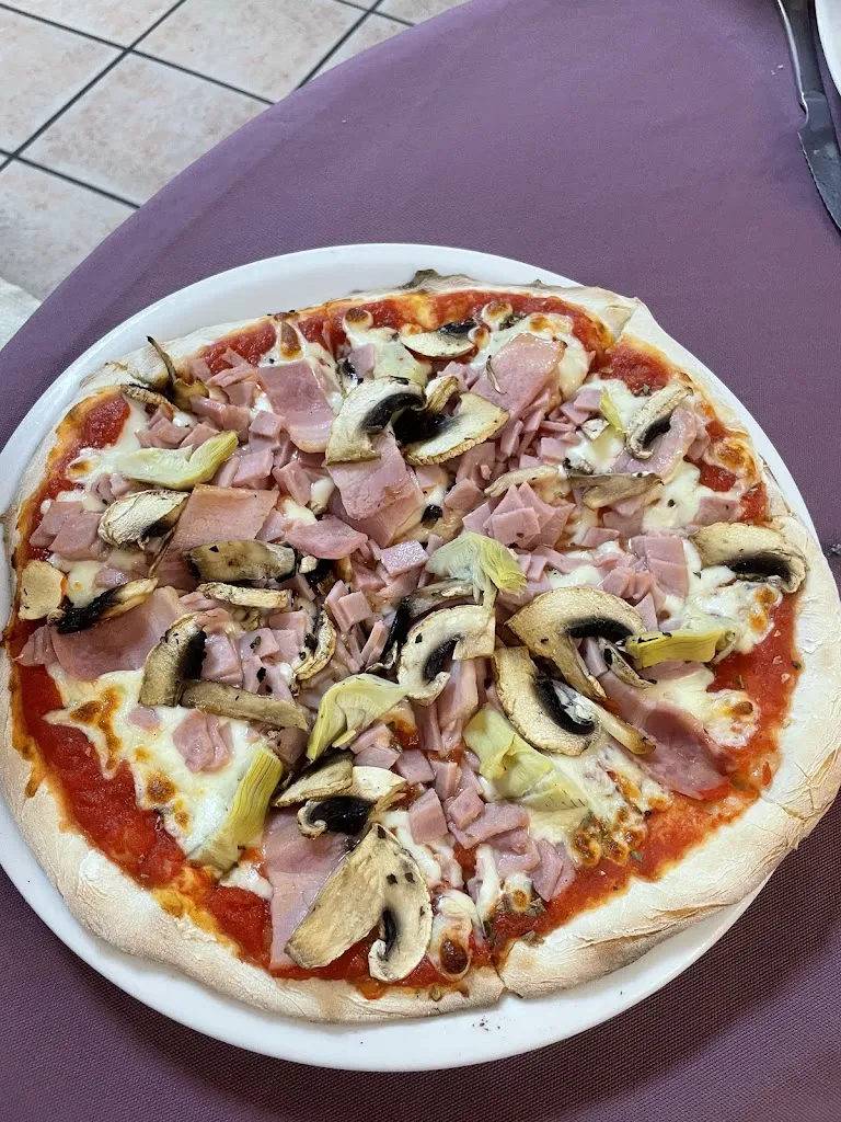 Pizzería Restaurante La Posada_Montesinos Los_slider_image_3