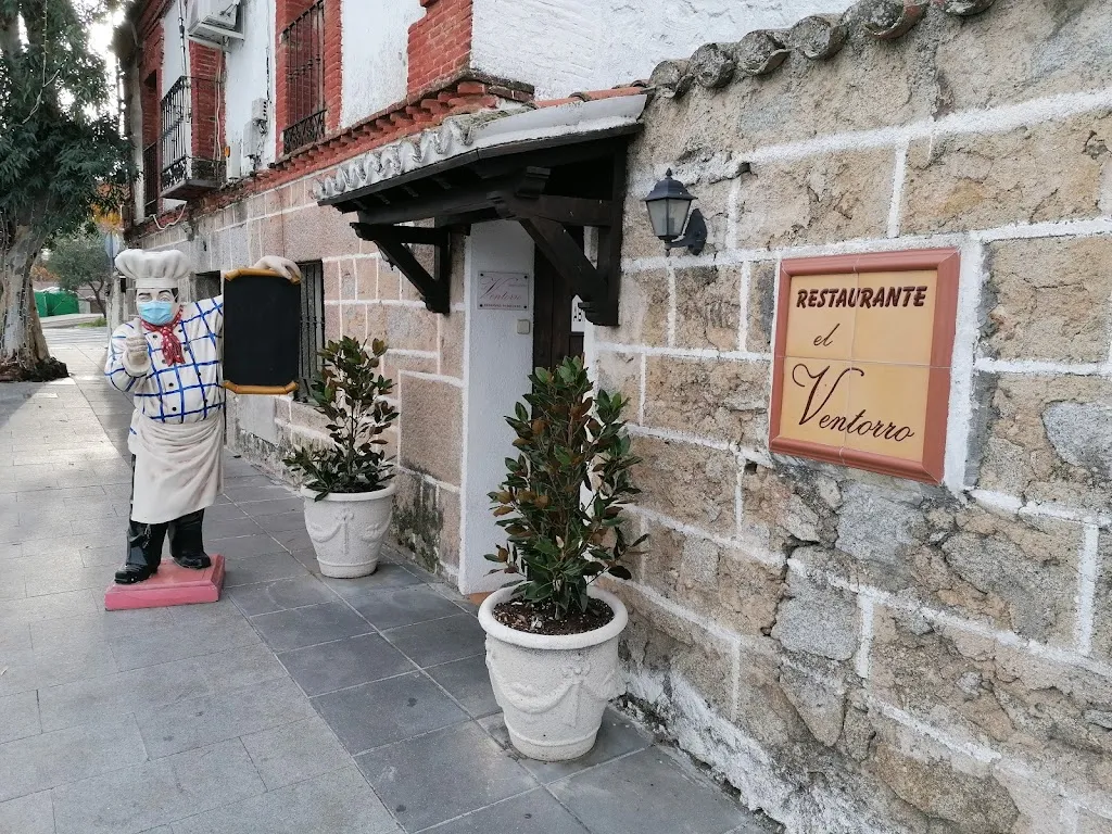 Lucas Viani_El ventorro_Chapinería_review