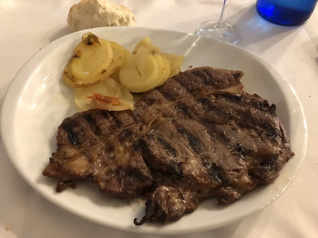 Carlos Moreno_Mesón Cuevas del Murciélago_Chinchón_review