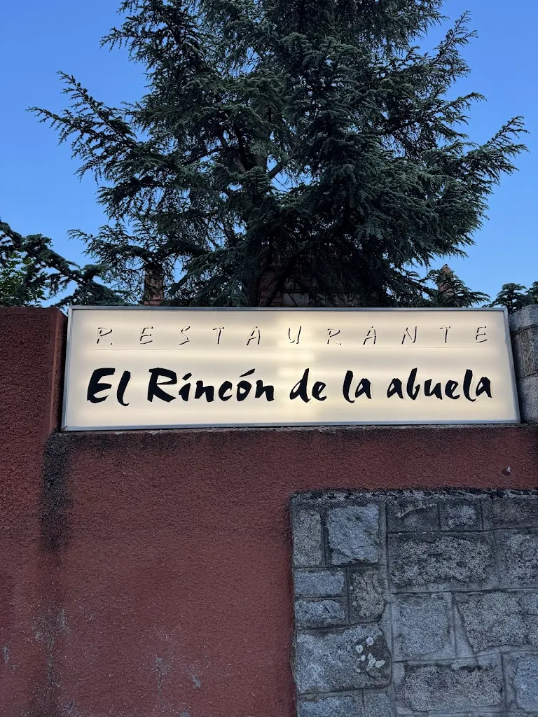 Miguel Fernandez Fdz.-Vega_El Rincon De La Abuela_Collado Mediano_review