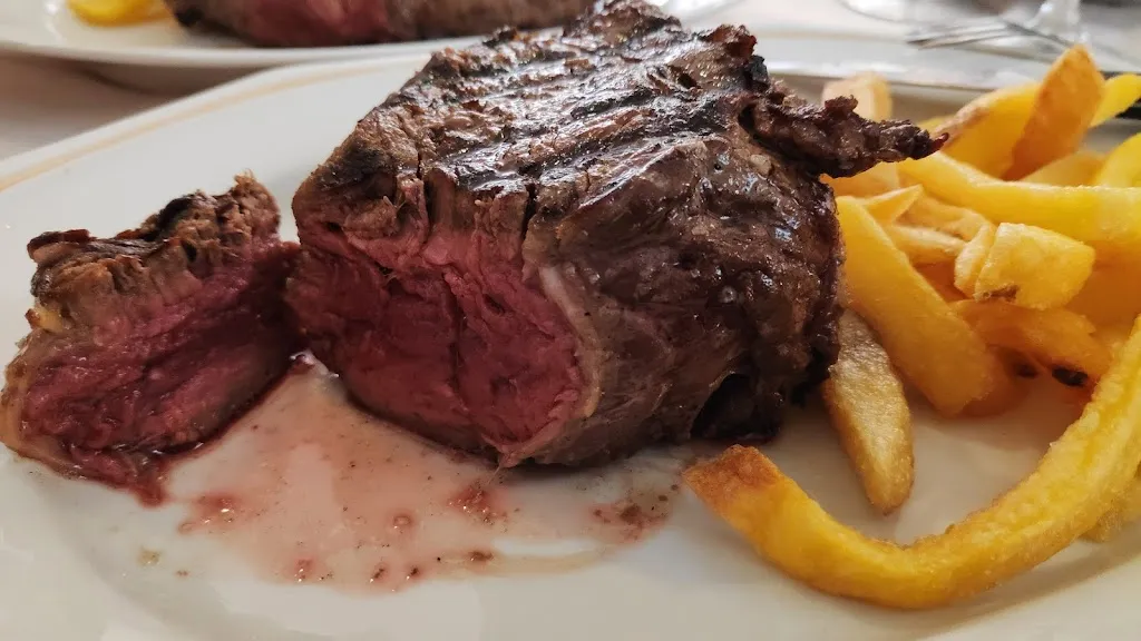 Rafal Zygadlo_Cobeña's Grill_Cobeña_review