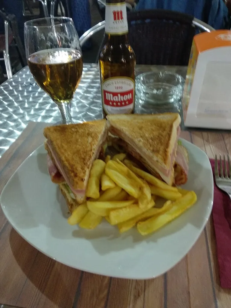 Menu_Restaurante La Frontera Cobeña_Cobeña_image_9