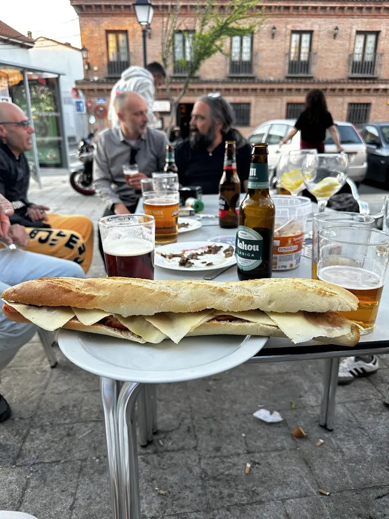 Nicolás_Sidrería braseria Lu-Mar_Cobeña_review