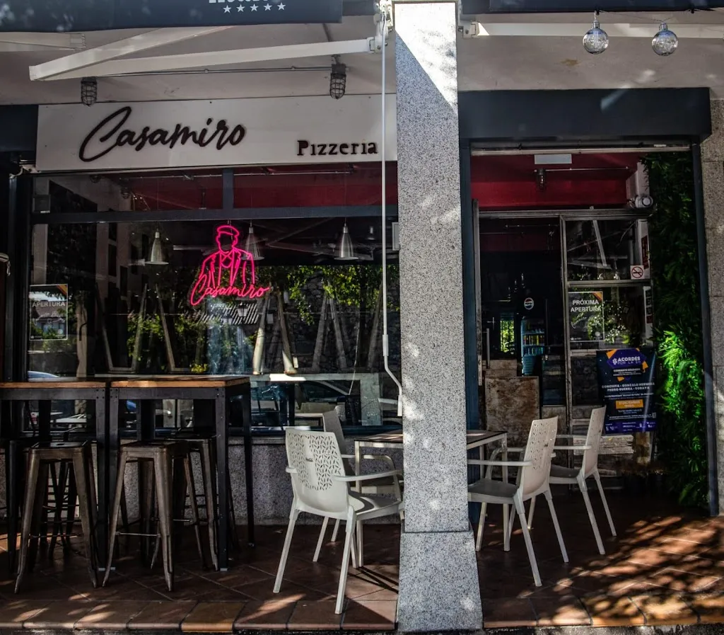 Pizzeria Casamiro restaurant in Colmenar del Arroyo