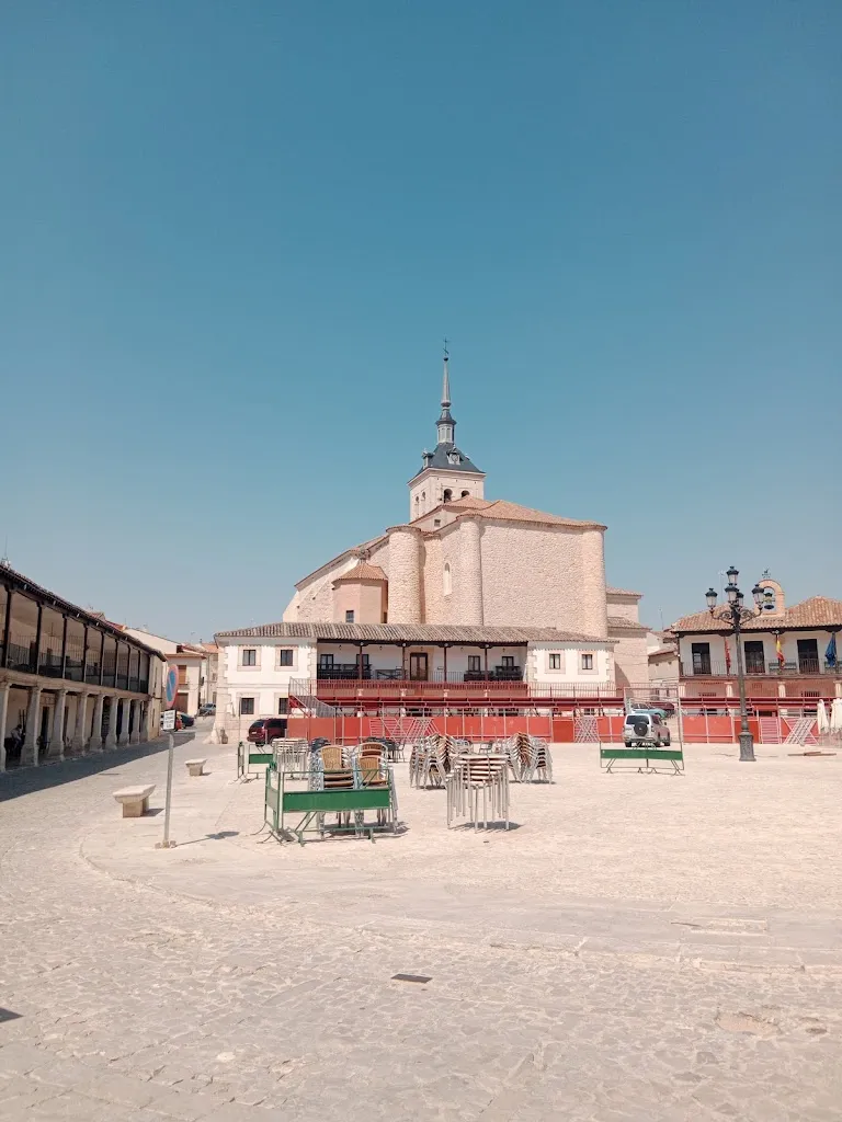 Francisco Ruiz Medina_El Palique_Colmenar de Oreja_review