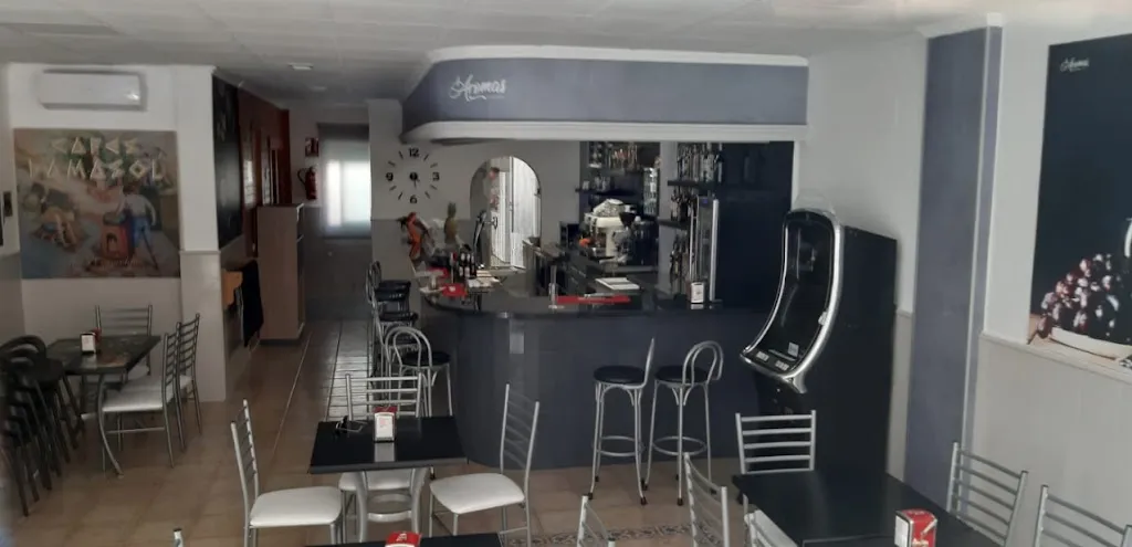 Graham George_Tapería Aromas_Montesinos Los_review