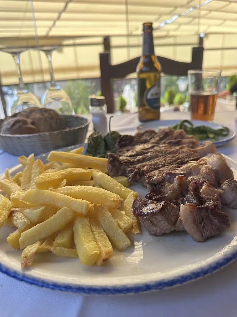 Claudia Fernandez_Restaurante El Rancho de Javi_Cercedilla_avis