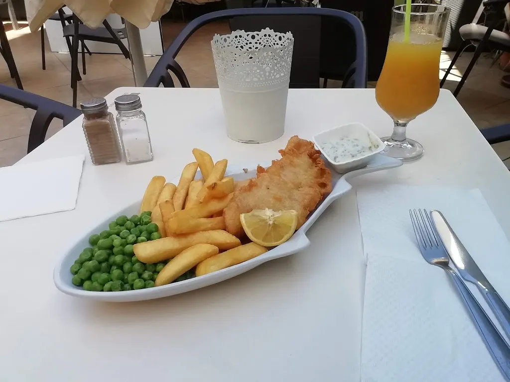 Menu_The Courtyard_Montesinos Los_image_9