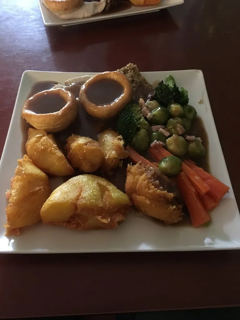 Greg T_The Courtyard_Montesinos Los_review