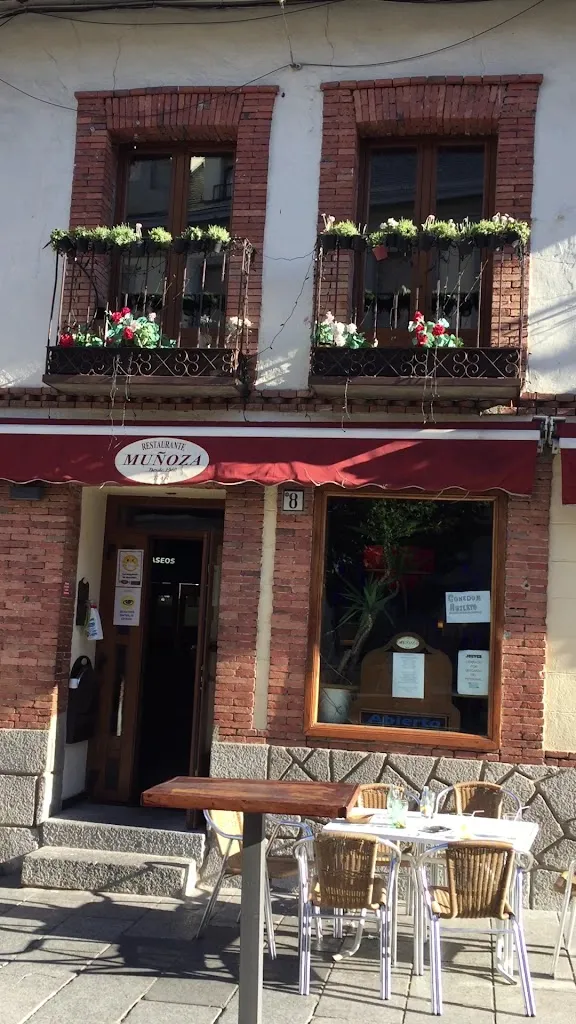 Restaurante Muñoza_Cercedilla_slider_image_2