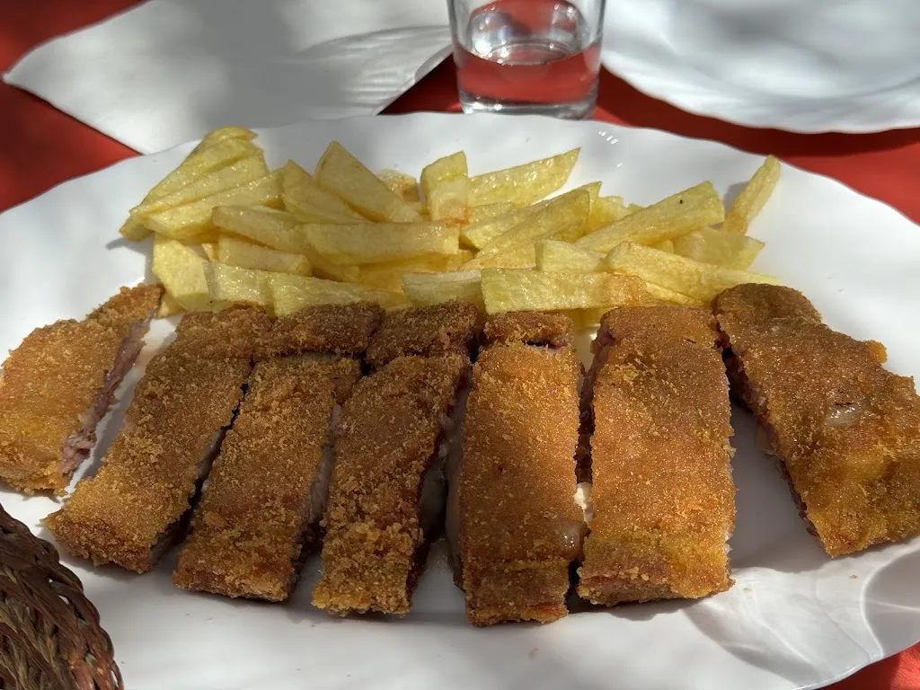 Grace Bian_Bodegas Manchegas Casa Pepa_Cercedilla_review