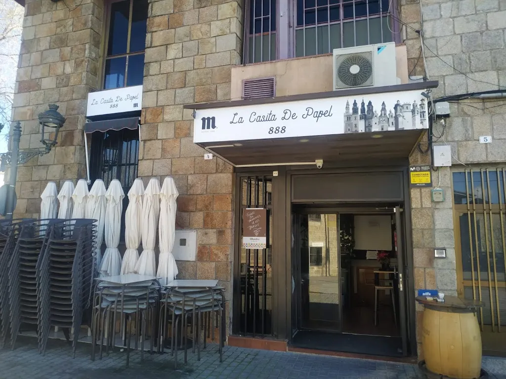 La Casita de Papel 888 restaurant in Colmenarejo