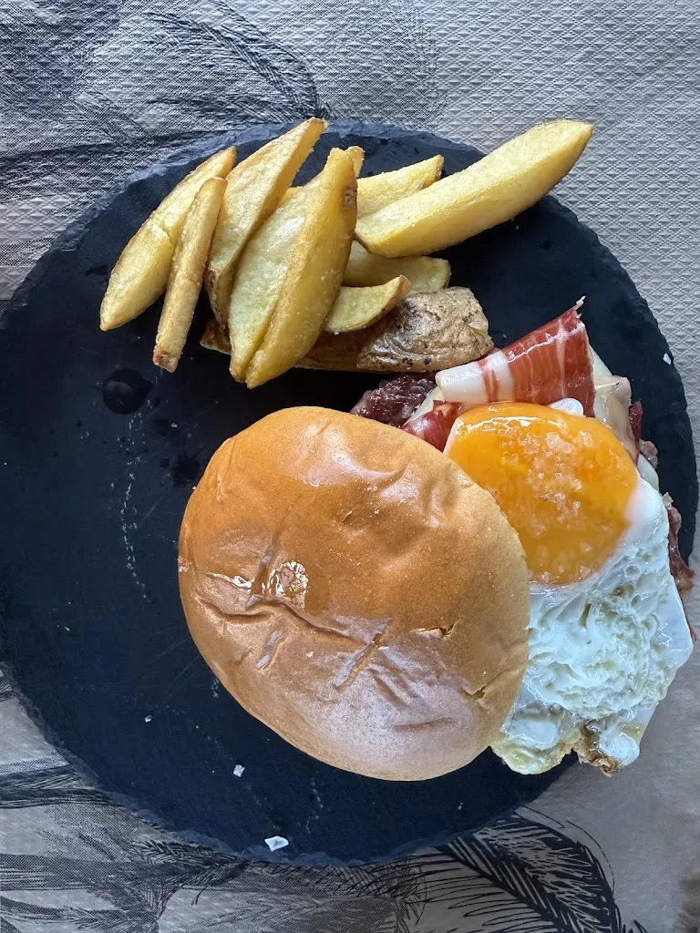 Raúl Díez_ESENCIAS DE ESPAÑA GALAPAGAR_Colmenarejo_recensione