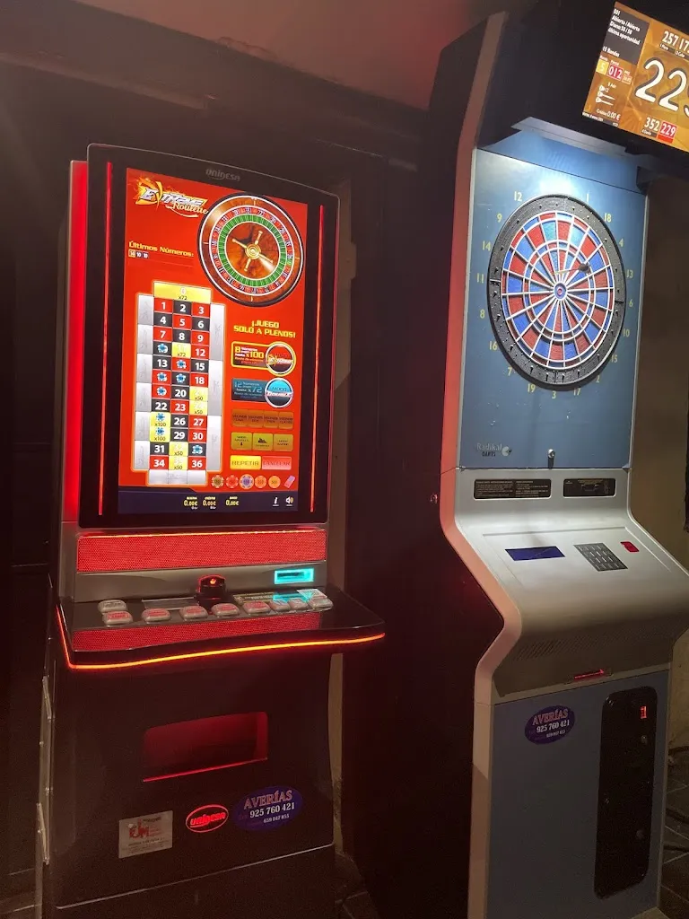 Mireya Palacin Gomez_Evil Eye Lounge_Cubas de la Sagra_review