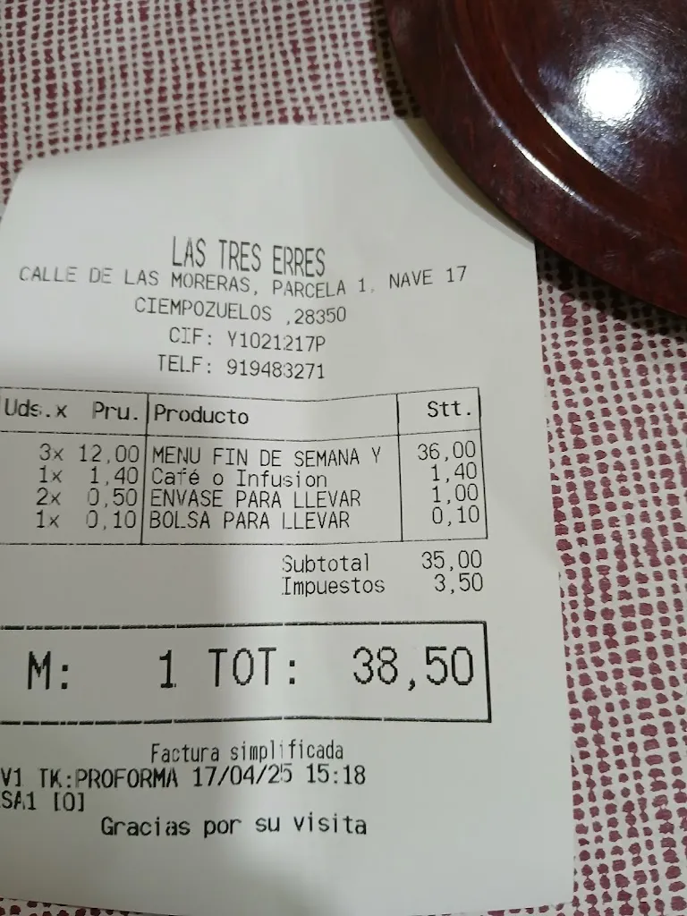 Isabel Sanchez Marcos_LAS TRES ERRES_Ciempozuelos_review