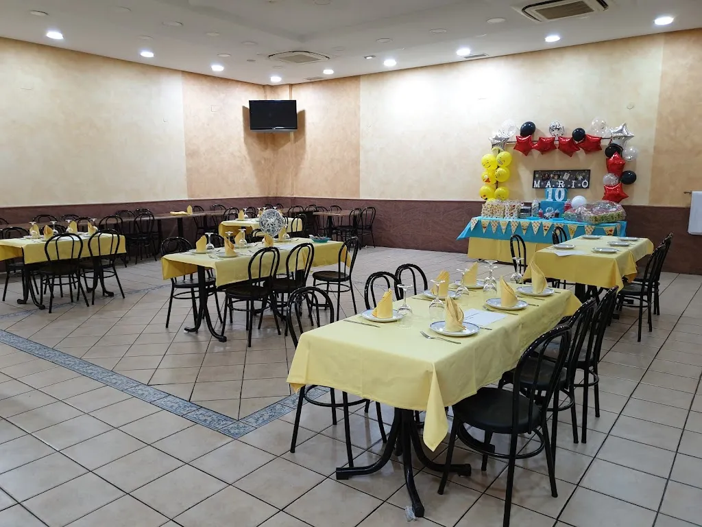 Bar restaurante El Campanu restaurant in Ciempozuelos