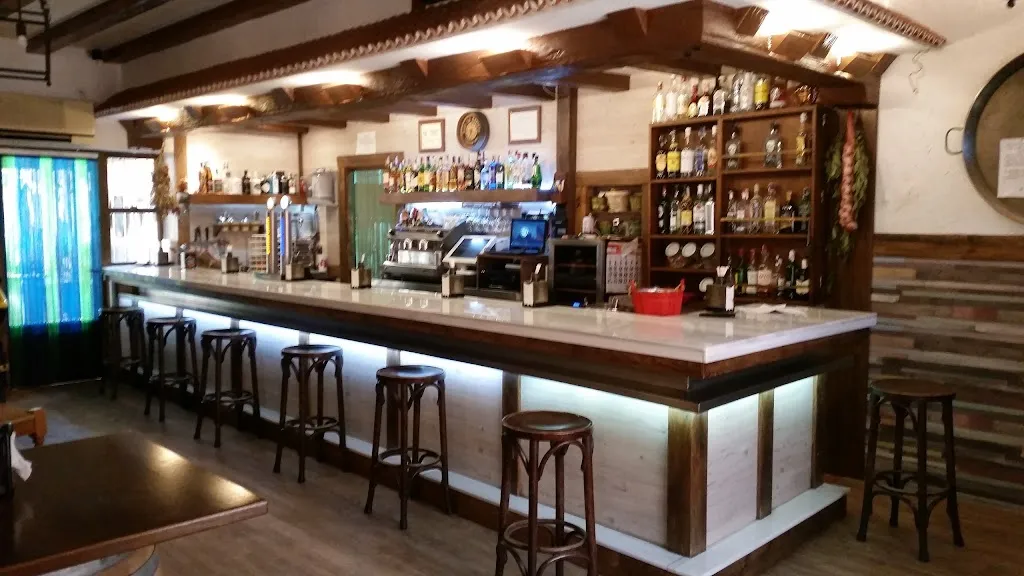 LA GAVIOTA BAR TERRAZA restaurant in Ciempozuelos