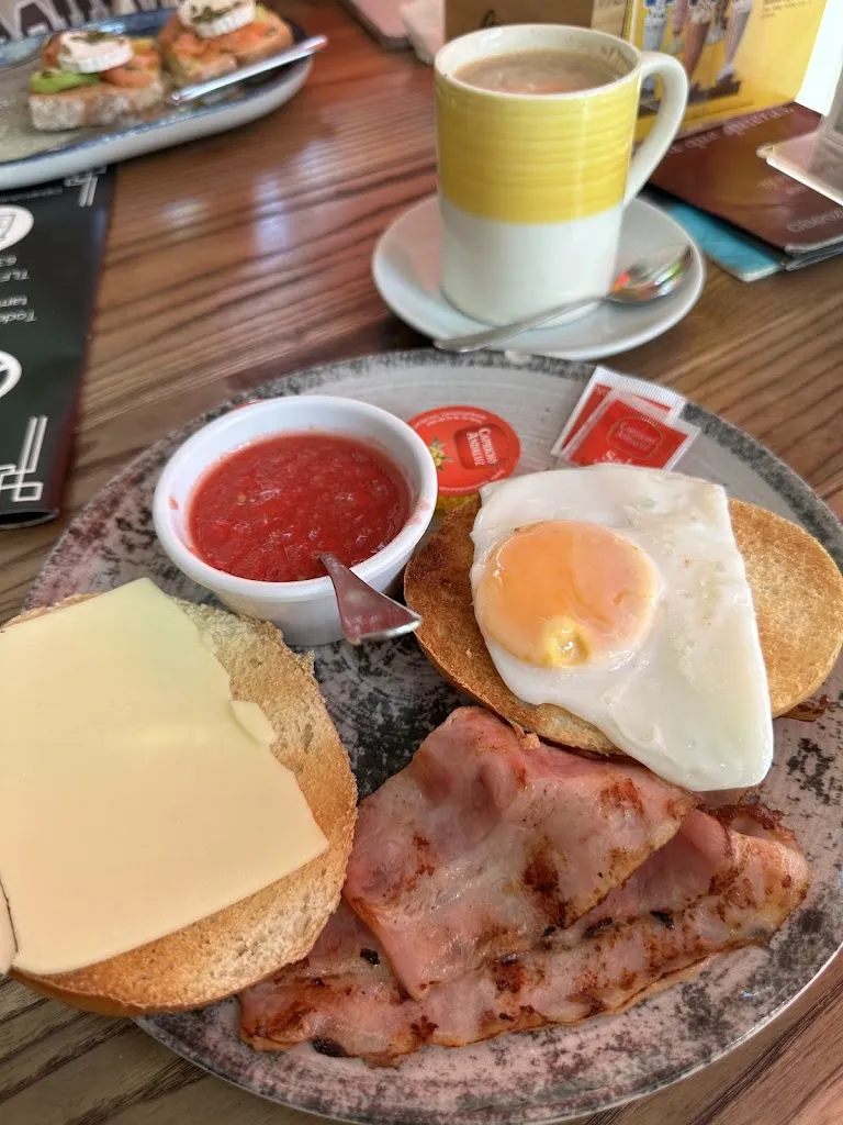 Bar restaurante La Fabrica_Ciempozuelos_slider_image_2