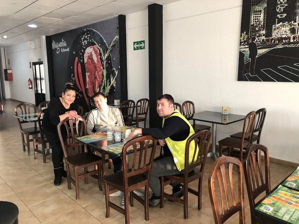 Chris Logan_Restaurante Do Re Mi Events_Ciempozuelos_review