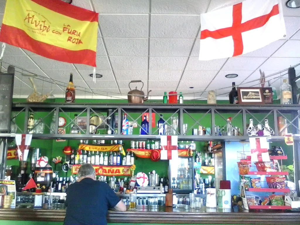 Bar-Cafetería Monte La Herrada ristorante a Montesinos Los