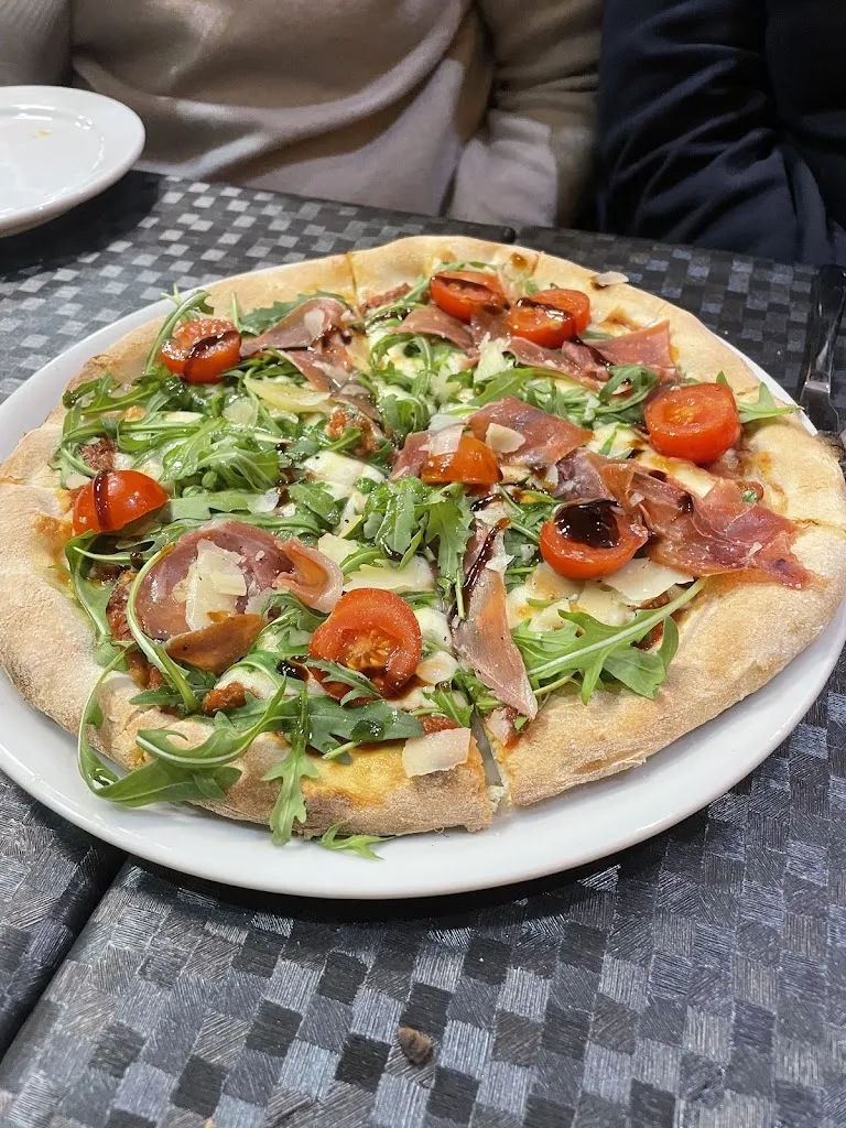 Pizzería Caminito_Montesinos Los_slider_image_2