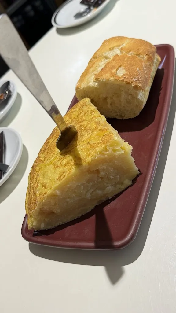 Miguel Angel coffee_La Taberna De Yasmín_Coslada_review