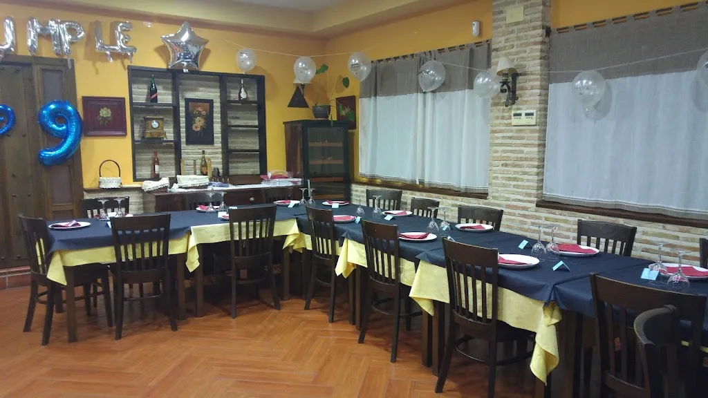 Restaurante El rincón de casavieja restaurant in Fresnedillas de la Oliva