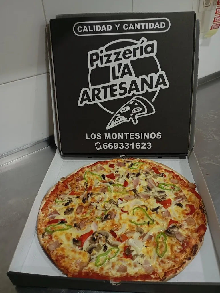 Pizzería La Artesana_Montesinos Los_slider_image_2