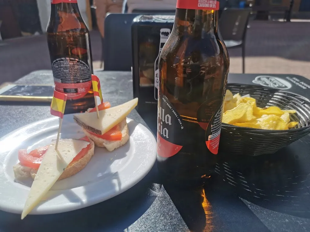 Myriam Gonzalez_BAR CHAFLÁN_El Vellón_review