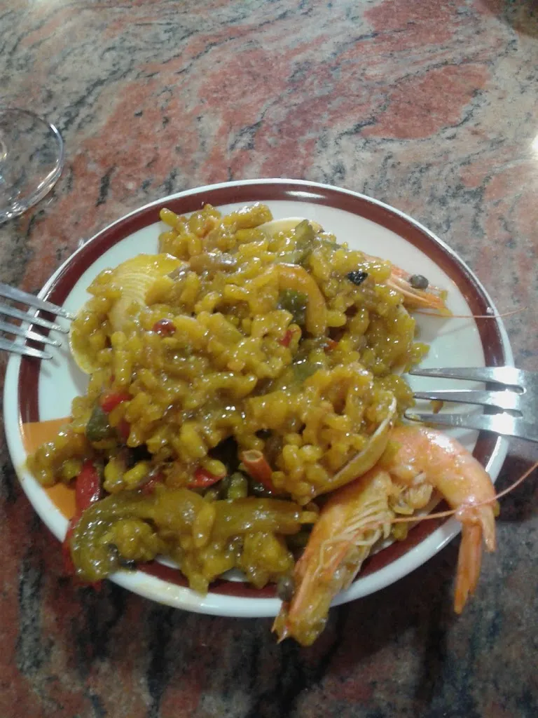 BAR CHAFLÁN restaurant in El Vellón