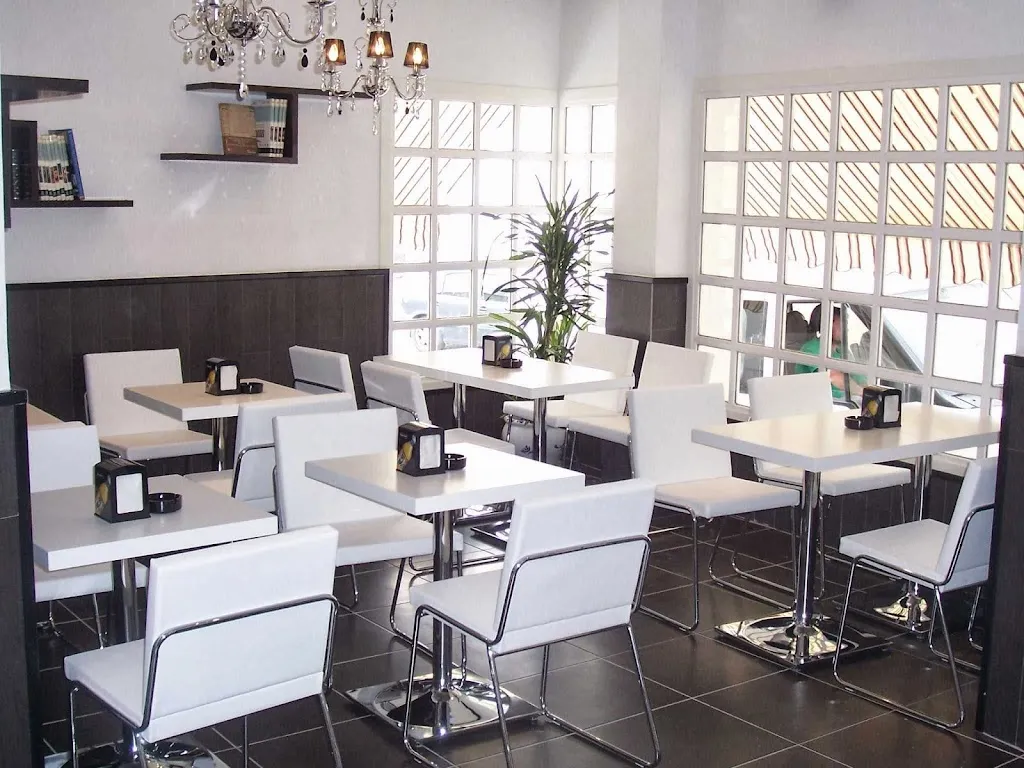 Hostal Cafetería Restaurante El Rincón de Higuerlop restaurant in Estremera