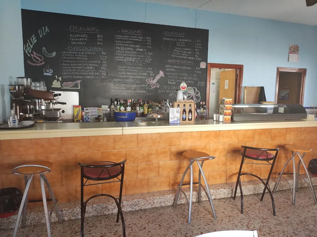 Cafetería Hogar del Pensionista de Estremera restaurant in Estremera