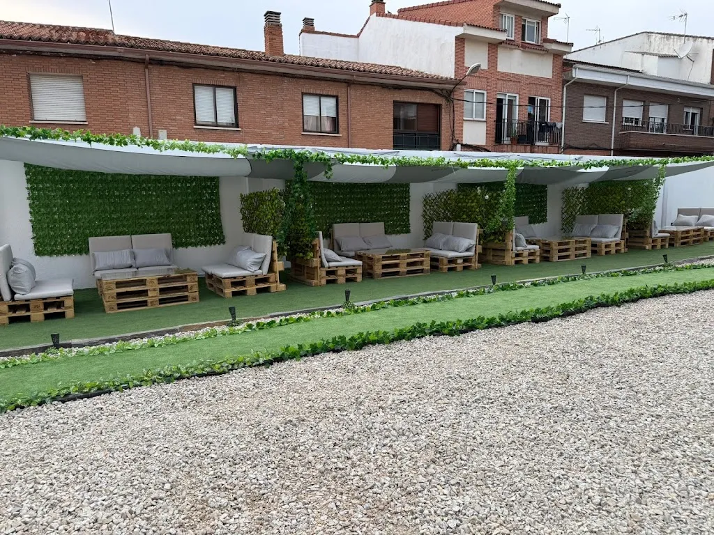 Restaurante Pura Vida_Fuente el Saz de Jarama_slider_image_3