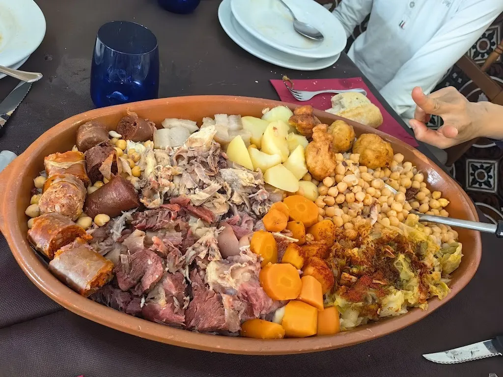 Adrián Restaurante_El Pardo_slider_image_3