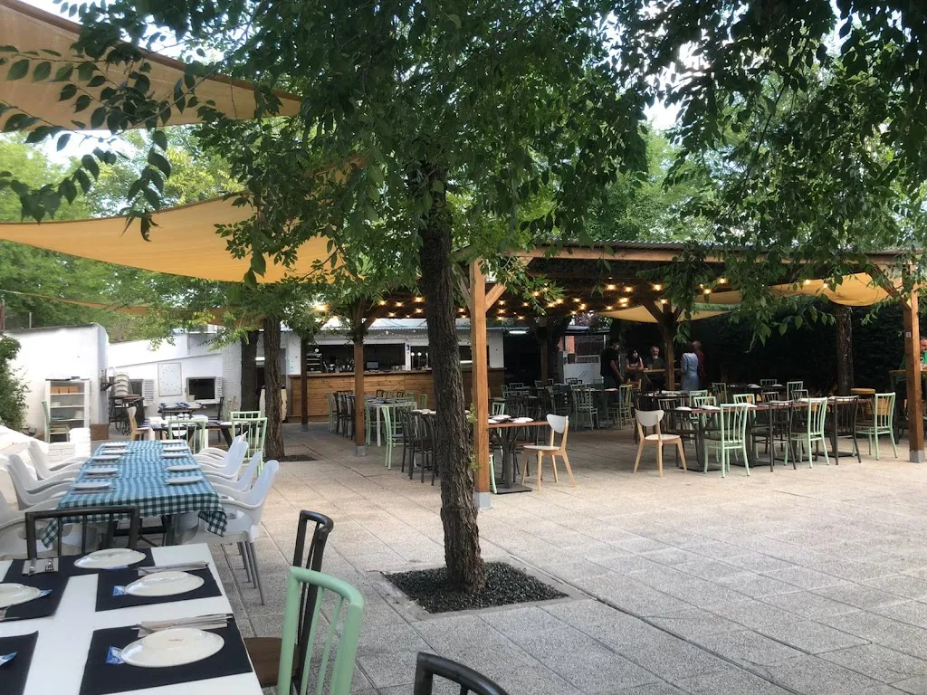 Terraza Casino Mingorubio_El Pardo_slider_image_1