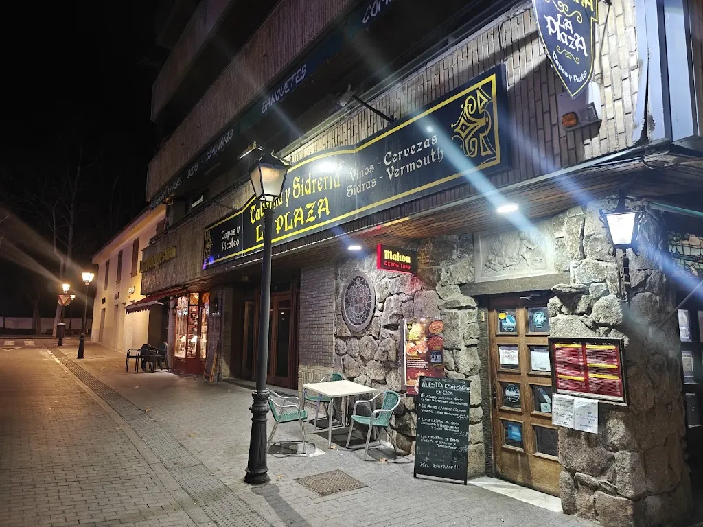 Restaurante La Plaza_El Pardo_slider_image_1