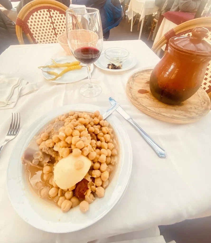 Restaurante La Plaza_El Pardo_slider_image_3