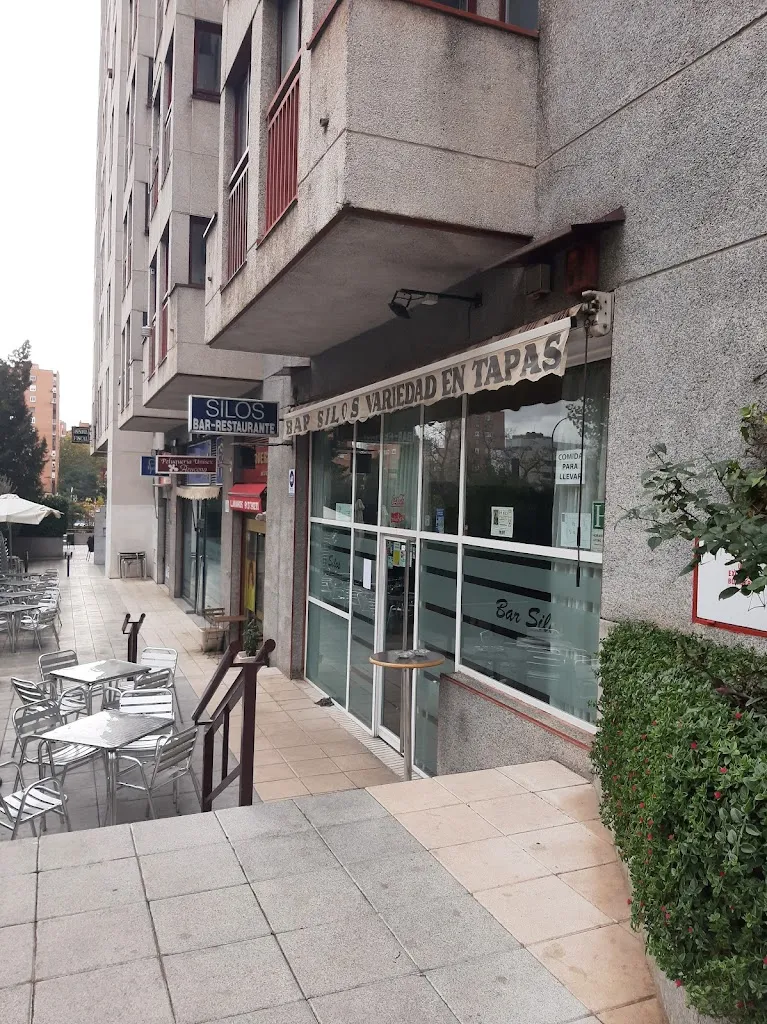 Silos Restaurante ristorante a Hiruela La