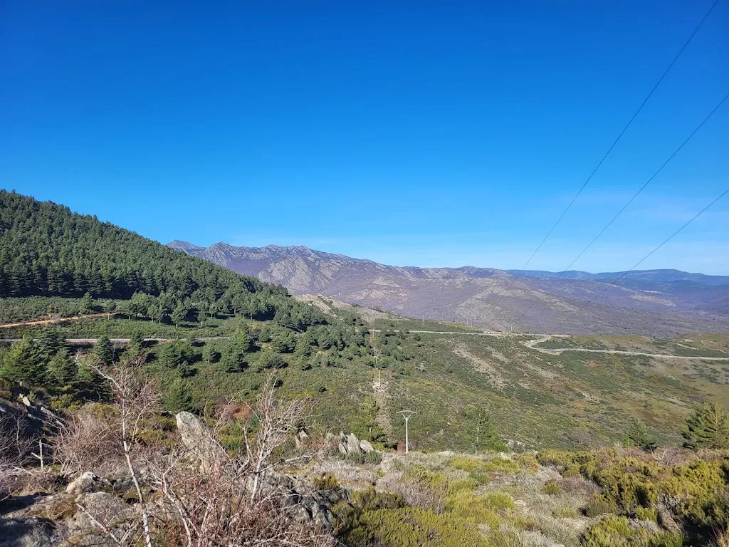 gilberto jose guerrero gutierrez_Puerto de La Hiruela 1.478 m_Hiruela La_review