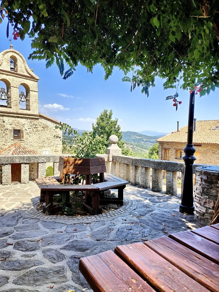 Dami Gregueli_Bar Restaurante La Hiruela_Hiruela La_review