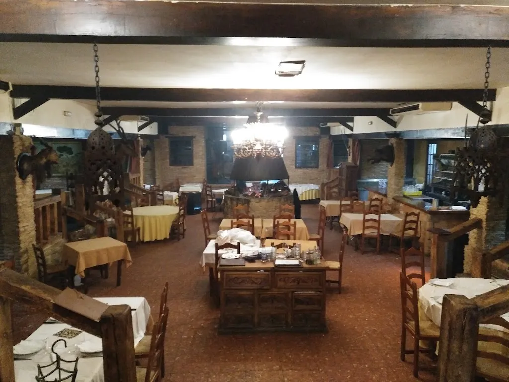 El Antiguo Olivares restaurant in El Molar
