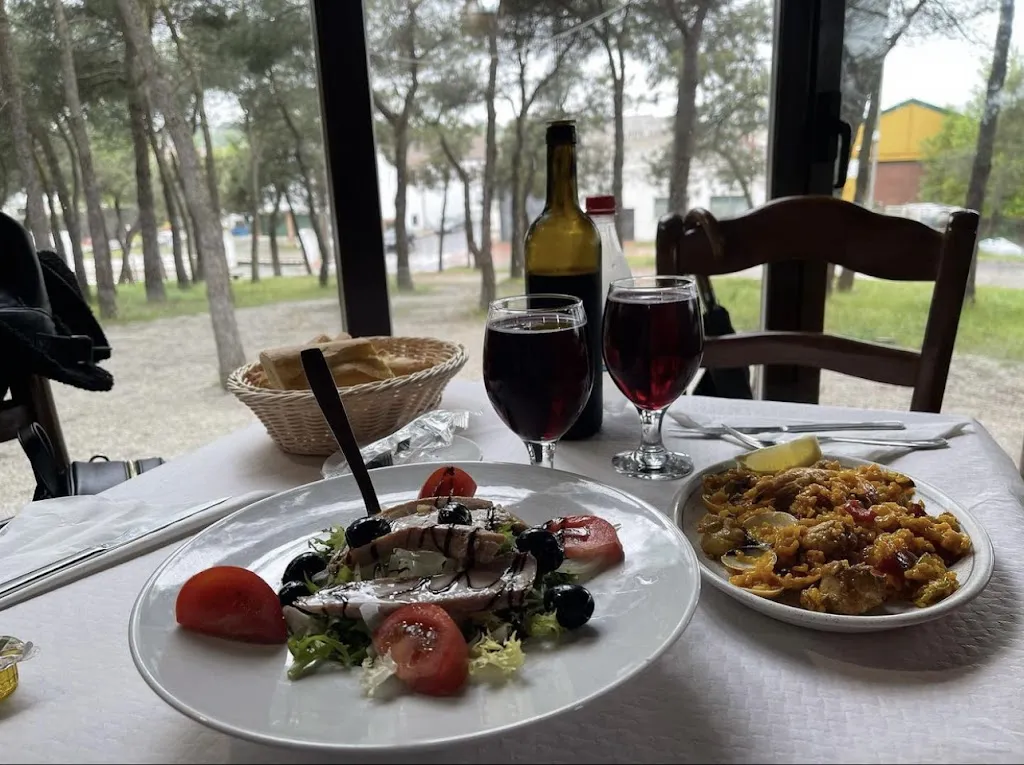 Nervis Marin_El quiosco De Los Pinos_El Molar_review