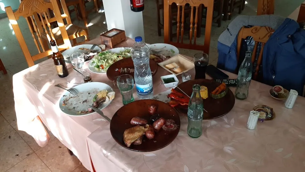 Pirri Jiménez Baena_Las Moreras_El Molar_review